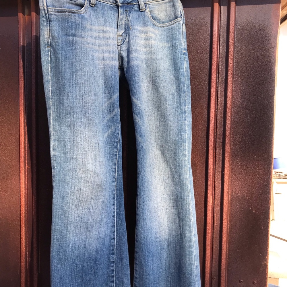 Women’s jeans